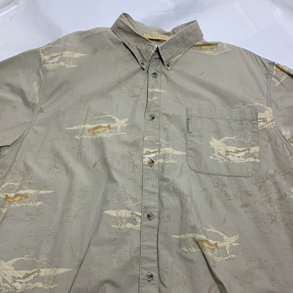 MEN’S Columbia Khaki River Lodge Trout Button Down Short Sleeve Shirt Size XL - Picture 1 of 5